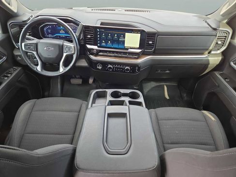 Used 2022 Chevrolet Silverado 1500 RST image 14