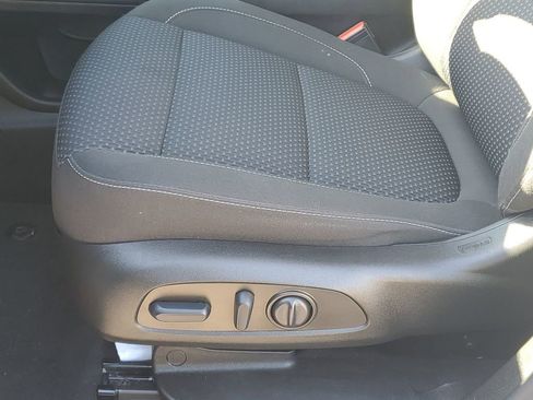 Used 2023 GMC Acadia SLE w/ Driver Convenience Package AWD/4WD image 11