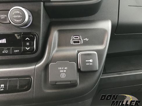 New 2026 RAM ProMaster 2500 w/ Quick Order Package 22G SLT image 21