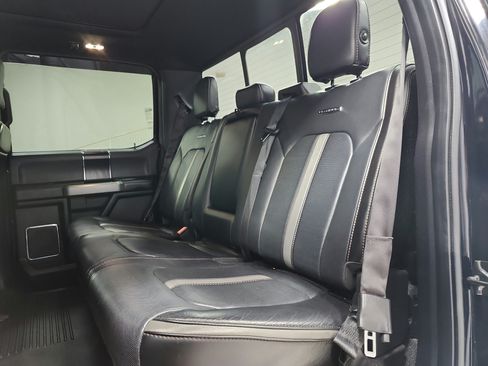 Used 2018 Ford F150 Platinum w/ Equipment Group 701A Luxury AWD/4WD image 12