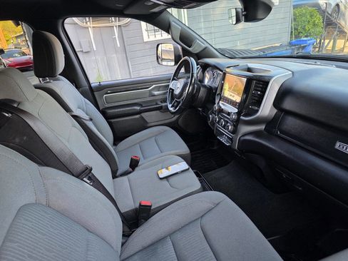 Used 2021 RAM 1500 Big Horn image 16