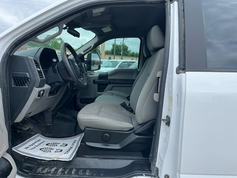 Used 2020 Ford F250 XL w/ Power Equipment Group AWD/4WD image 9