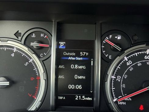 Used 2021 Toyota 4Runner TRD Off-Road Premium w/ Moonroof Package image 15