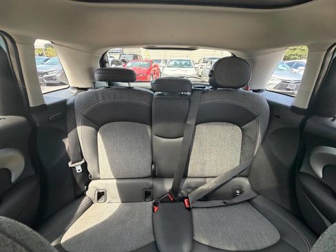 Used 2015 MINI Cooper S FWD image 23