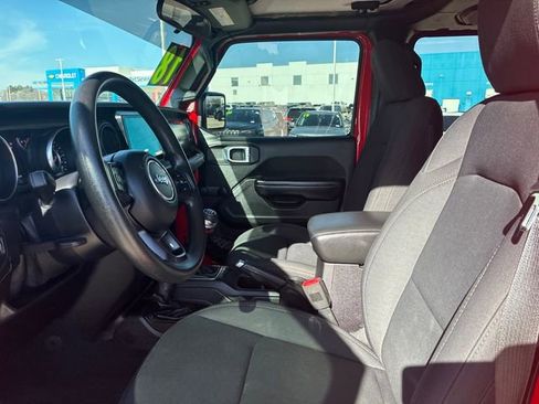 Used 2018 Jeep Wrangler Unlimited Sport image 11