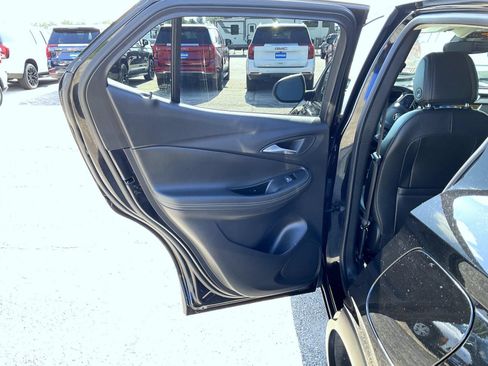 Used 2023 Buick Encore GX Select w/ Safety Package II AWD/4WD image 22