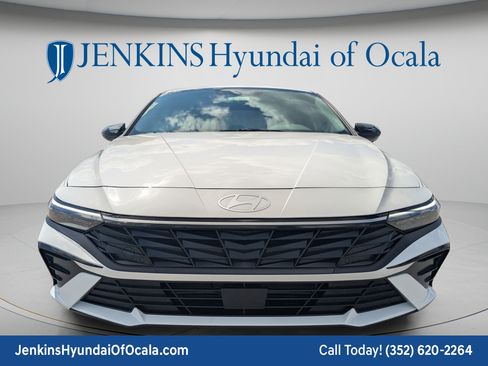 New 2026 Hyundai Elantra SEL Sport Premium FWD image 10