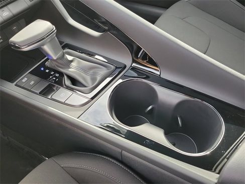 New 2026 Hyundai Elantra Sport image 14