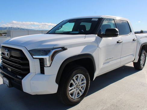 Used 2022 Toyota Tundra SR5 image 7