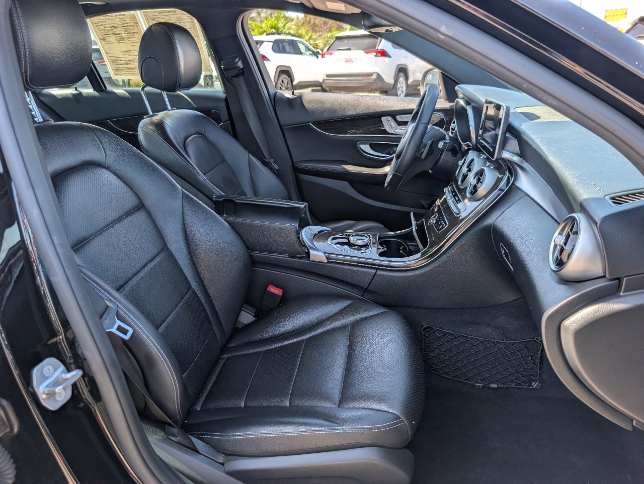 Used 2018 Mercedes-Benz C 300 Sedan image 8