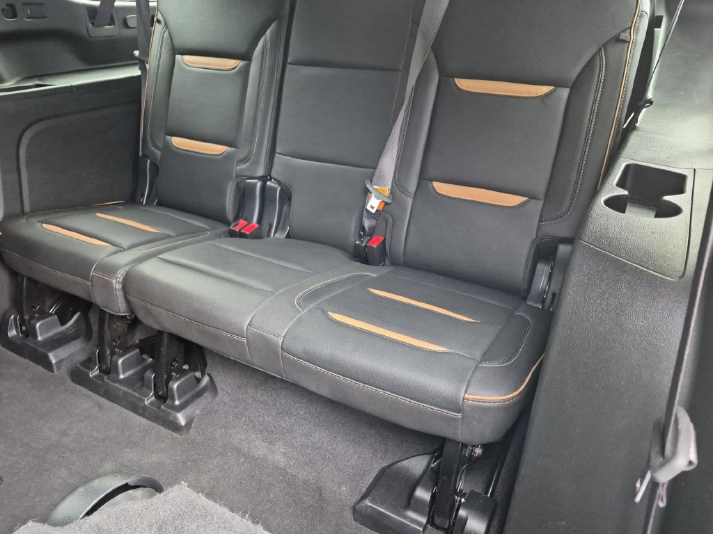 Used 2023 GMC Yukon XL AT4 AWD/4WD image 21