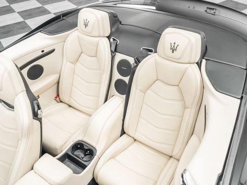 Used 2019 Maserati GranTurismo Sport RWD image 16