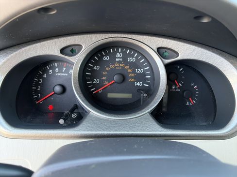 Used 2003 Toyota Highlander 4WD V6 image 17