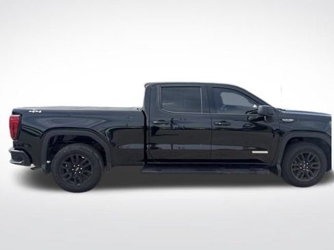 Used 2024 GMC Sierra 1500 Elevation w/ LPO, Elevation Black Package AWD/4WD image 14