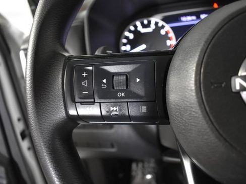 Used 2022 Nissan Rogue SV AWD/4WD image 15
