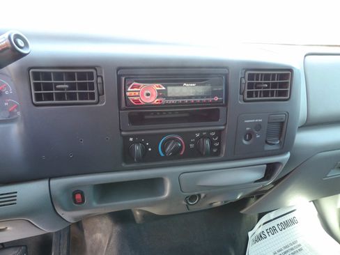 Used 2008 Ford F250 XL RWD image 14
