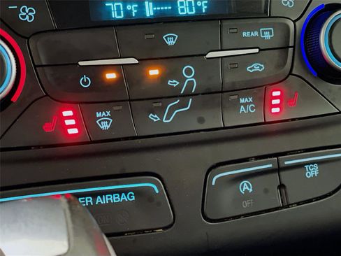 Used 2018 Ford Escape SEL image 23