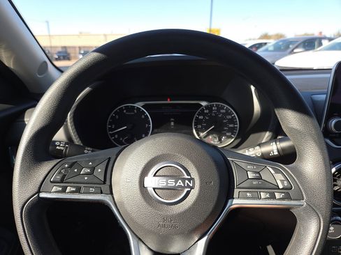 Used 2024 Nissan Sentra SV image 19