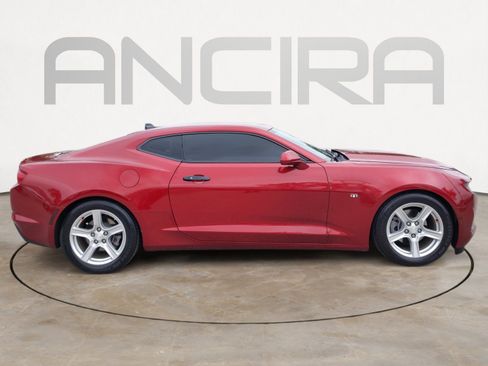 Used 2021 Chevrolet Camaro LT RWD image 15
