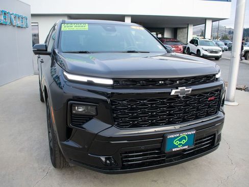 Certified 2024 Chevrolet Traverse RS image 10