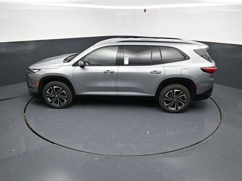 Used 2026 Buick Enclave Sport Touring AWD/4WD image 50