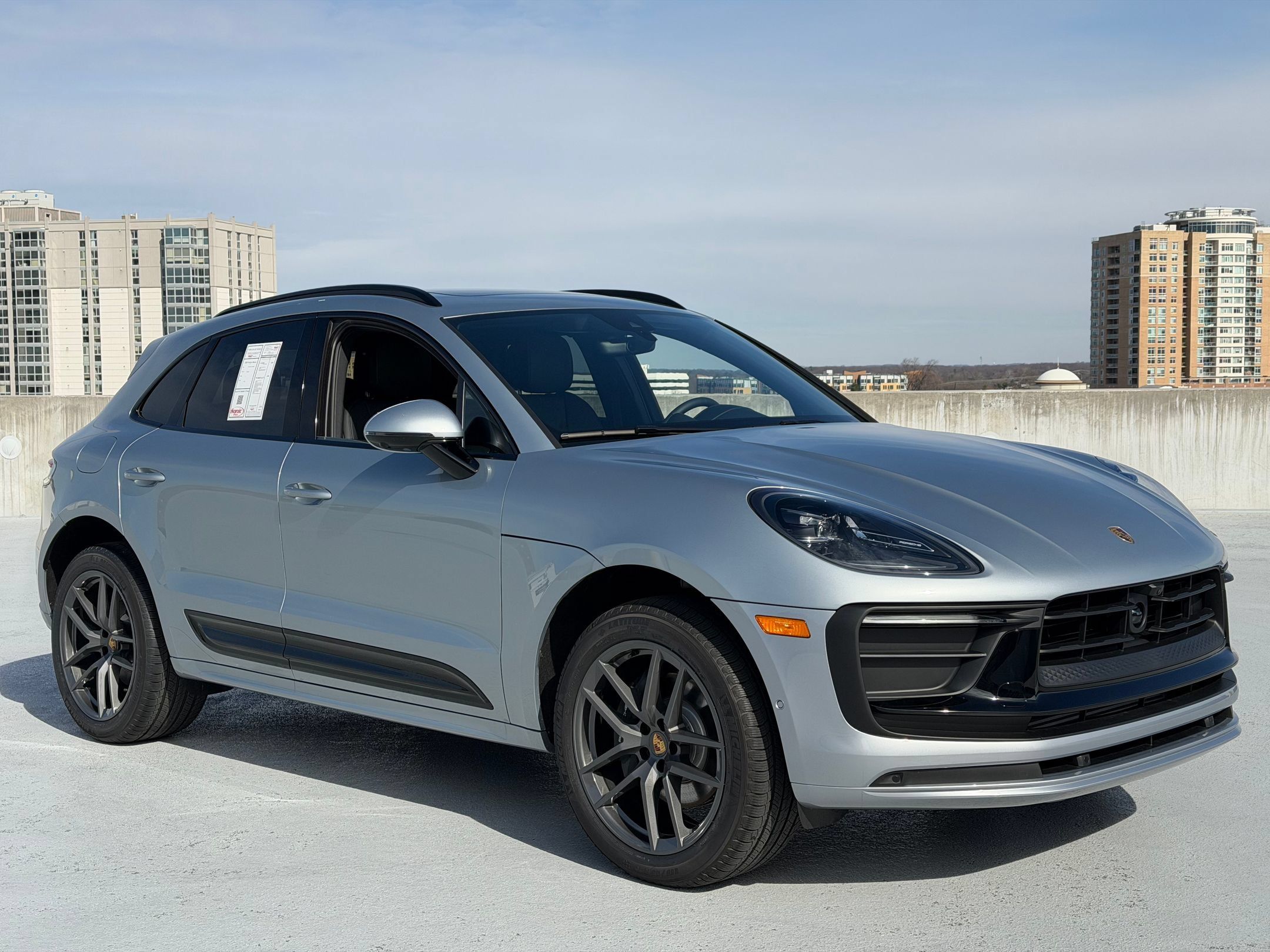 Used 2026 Porsche Macan Turbo AWD/4WD image 9