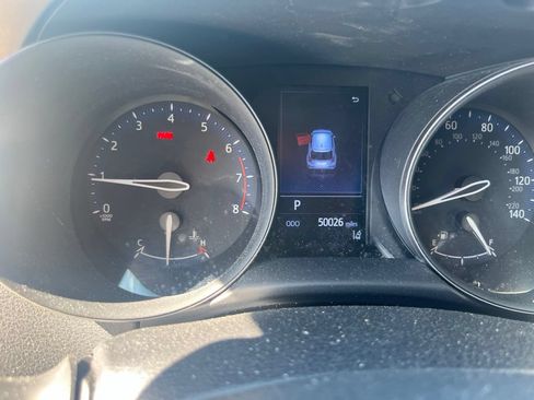 Used 2021 Toyota C-HR Limited FWD image 13