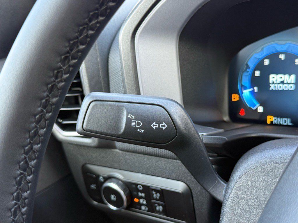 Used 2025 Ford Bronco Sport Outer Banks AWD/4WD image 21