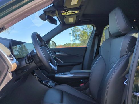 Used 2025 BMW X1 xDrive28i image 16