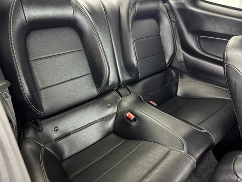 Used 2019 Ford Mustang GT Premium w/ Ford Safe & Smart Package RWD image 31