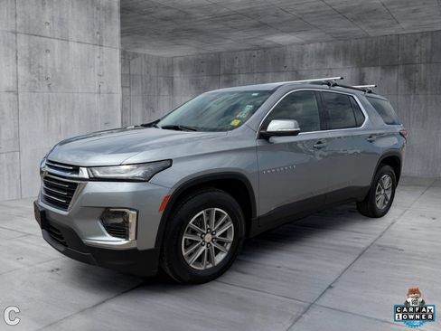 Certified 2023 Chevrolet Traverse LT FWD image 2