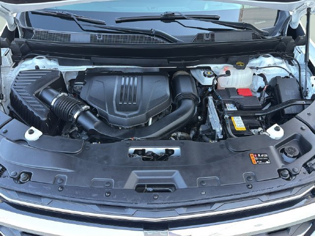 Used 2024 Chevrolet Traverse LT FWD image 34