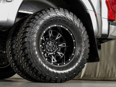 Used 2022 Ford F350 Lariat w/ Lariat Value Package AWD/4WD image 55