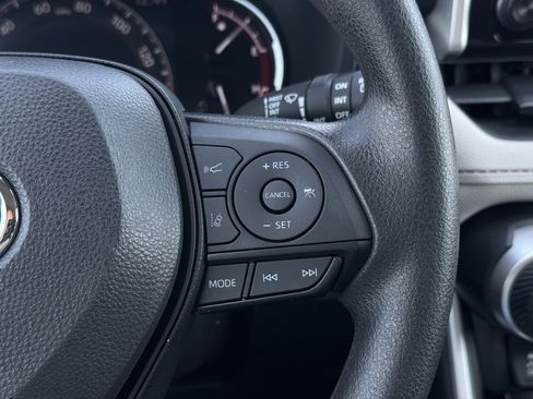 Used 2024 Toyota RAV4 XLE image 26