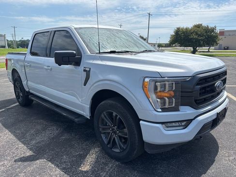 Used 2022 Ford F150 XLT w/ Equipment Group 302A High AWD/4WD image 3