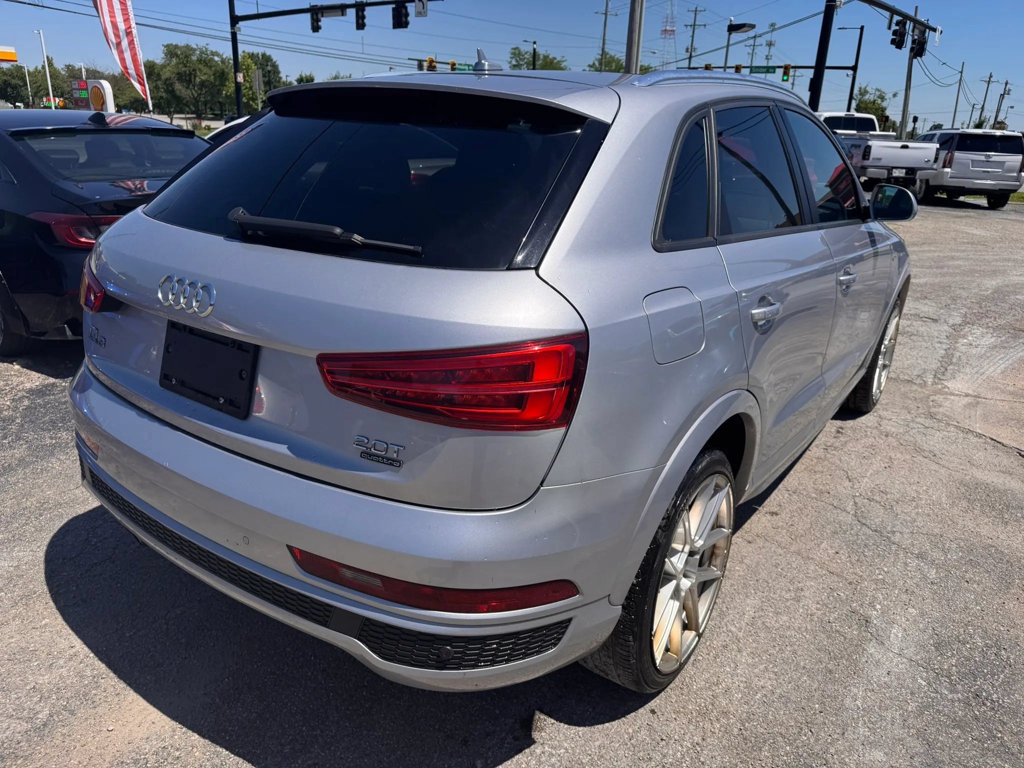 Used 2018 Audi Q3 2.0T Premium AWD/4WD image 8
