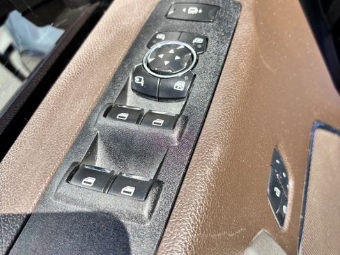 Used 2017 Ford F350 King Ranch w/ King Ranch Ultimate Package image 15