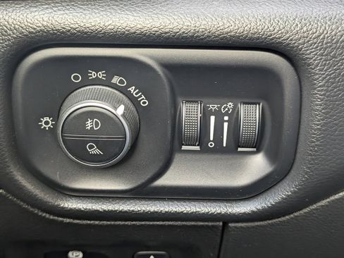 Used 2022 RAM 1500 Laramie image 14