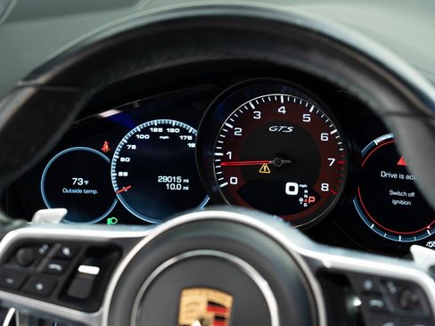 Used 2021 Porsche Cayenne GTS image 20