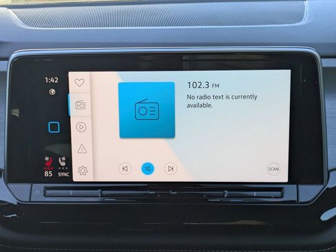 New 2026 Volkswagen Atlas Cross Sport SE AWD/4WD image 18