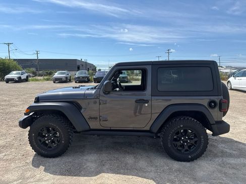 Used 2023 Jeep Wrangler Sport AWD/4WD image 11