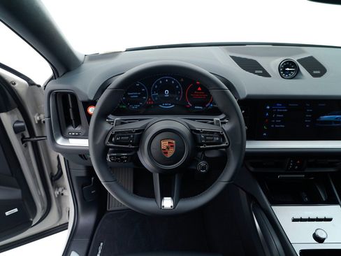 New 2026 Porsche Cayenne Coupe image 21