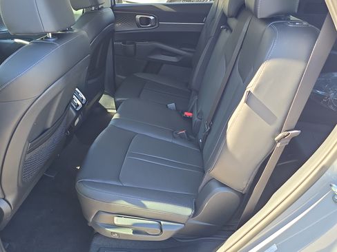 New 2026 Kia Sorento EX image 17