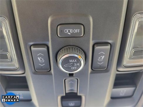 Used 2021 Chevrolet Suburban High Country image 32