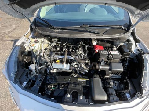 Used 2025 Nissan Versa SV image 30