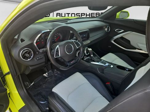 Used 2021 Chevrolet Camaro SS RWD image 16