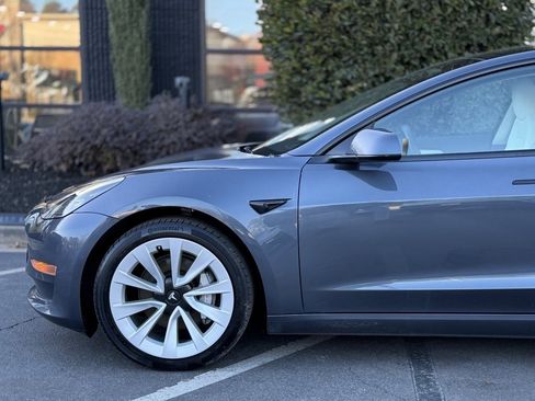 Used 2022 Tesla Model 3 Long Range image 10