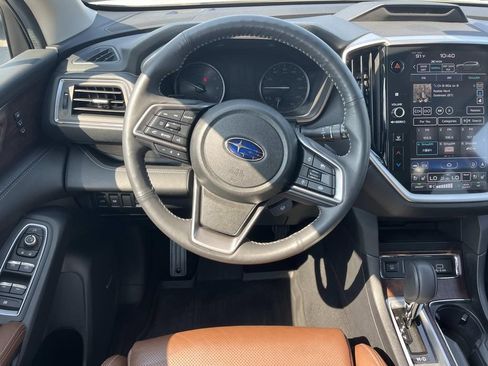 Used 2023 Subaru Ascent Touring AWD/4WD image 12