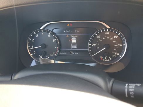 Used 2023 Nissan Frontier SV image 19