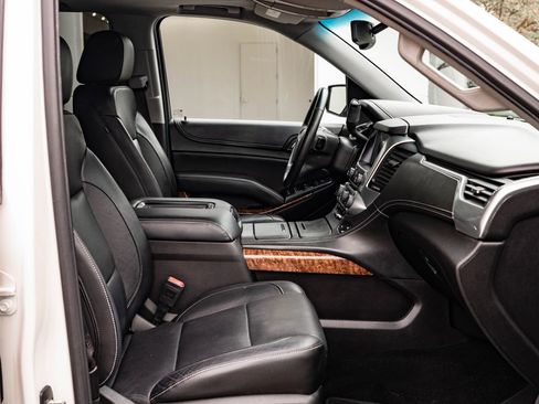 Used 2017 Chevrolet Tahoe Premier AWD/4WD image 27